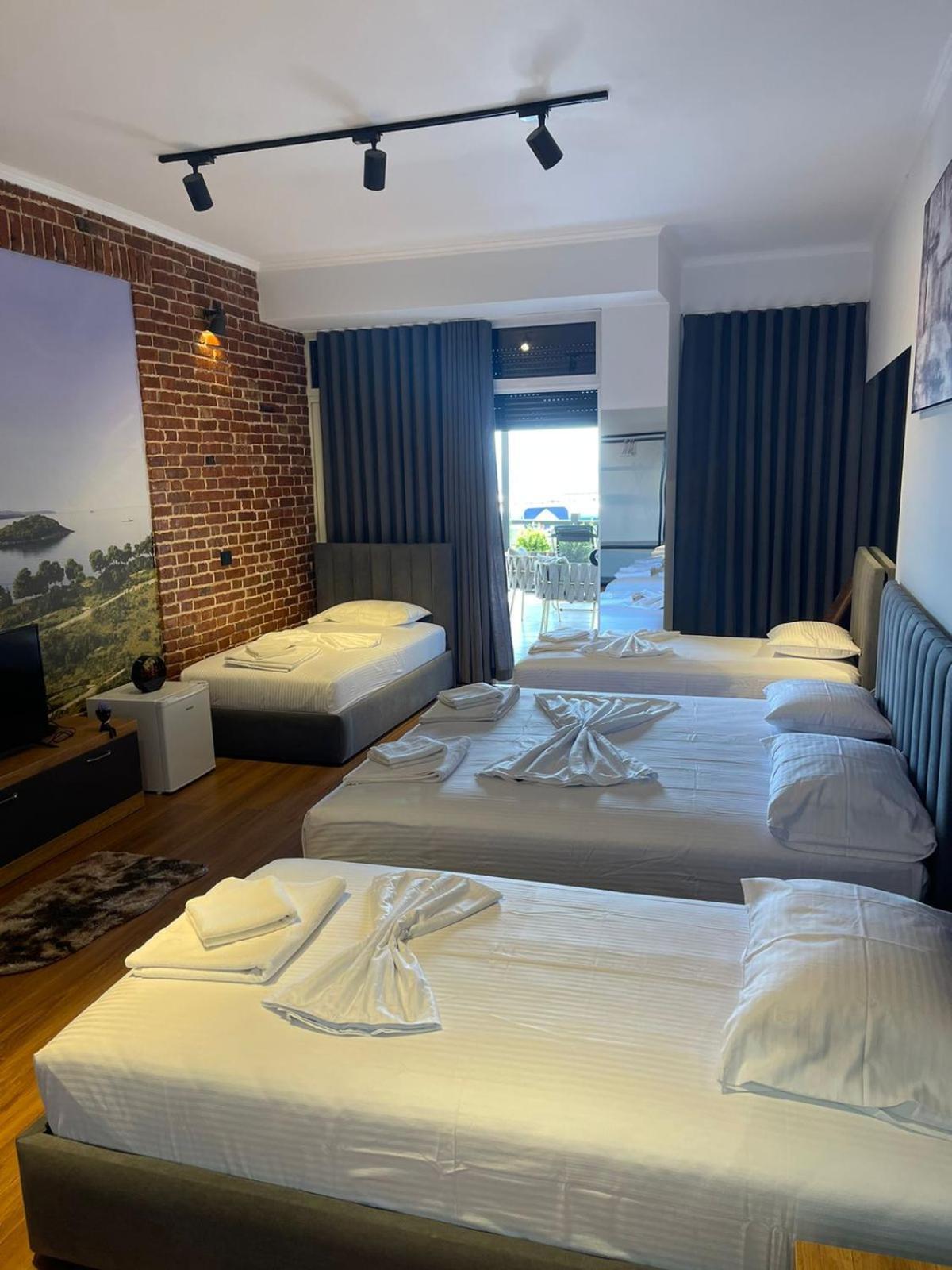 Aries Apartments Sarandë 외부 사진