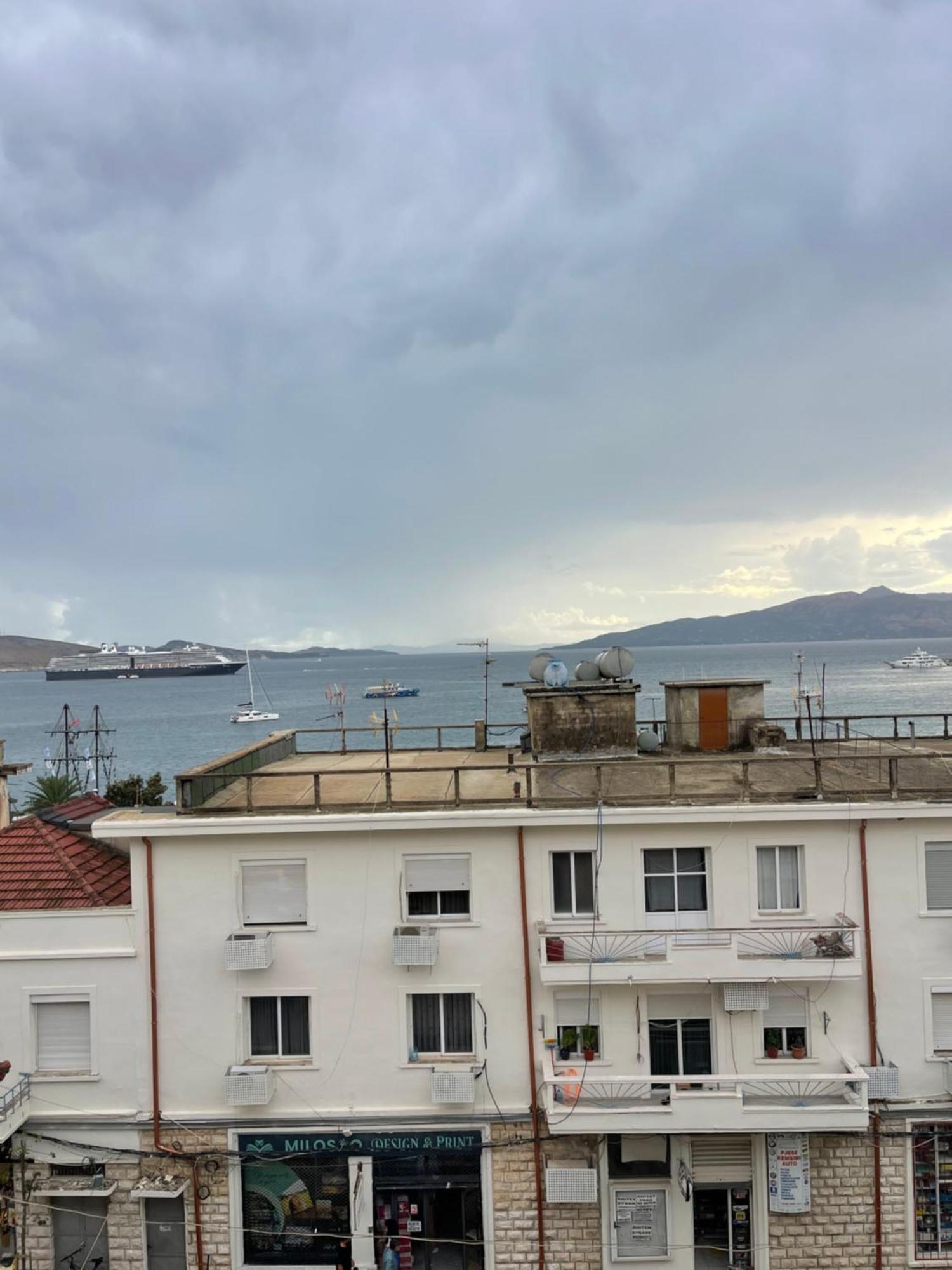 Aries Apartments Sarandë 객실 사진