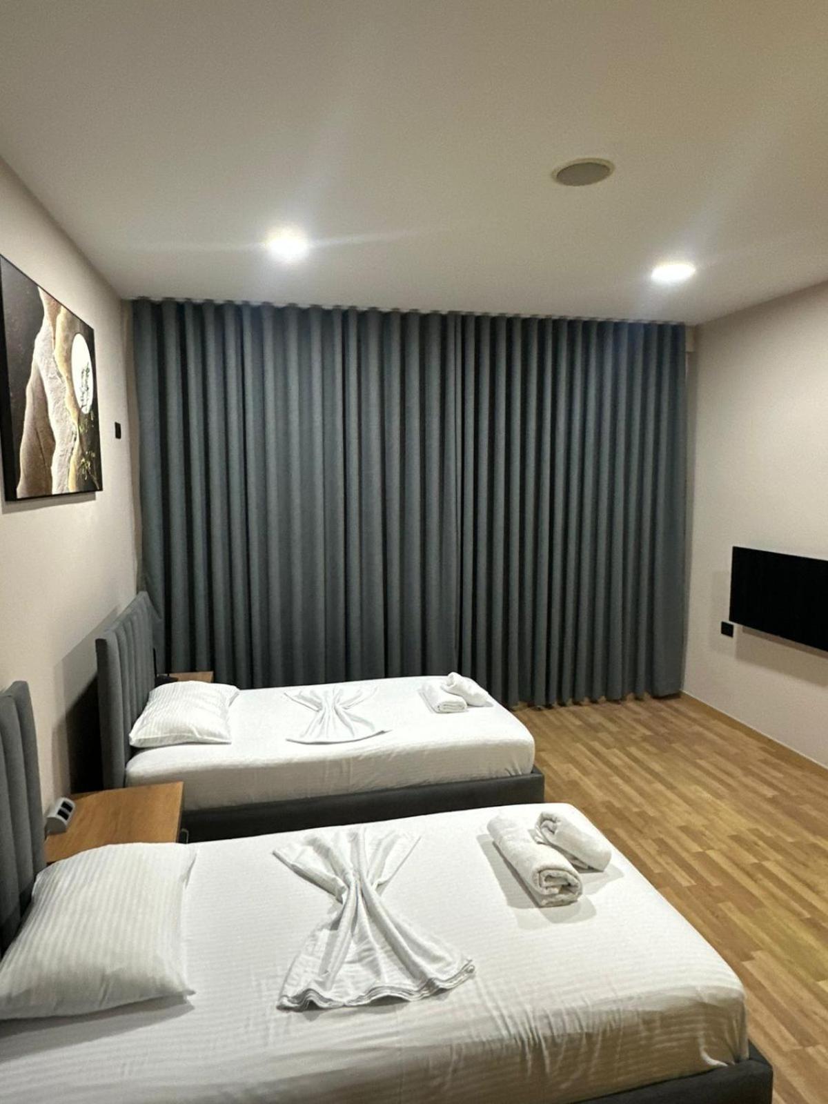 Aries Apartments Sarandë 외부 사진